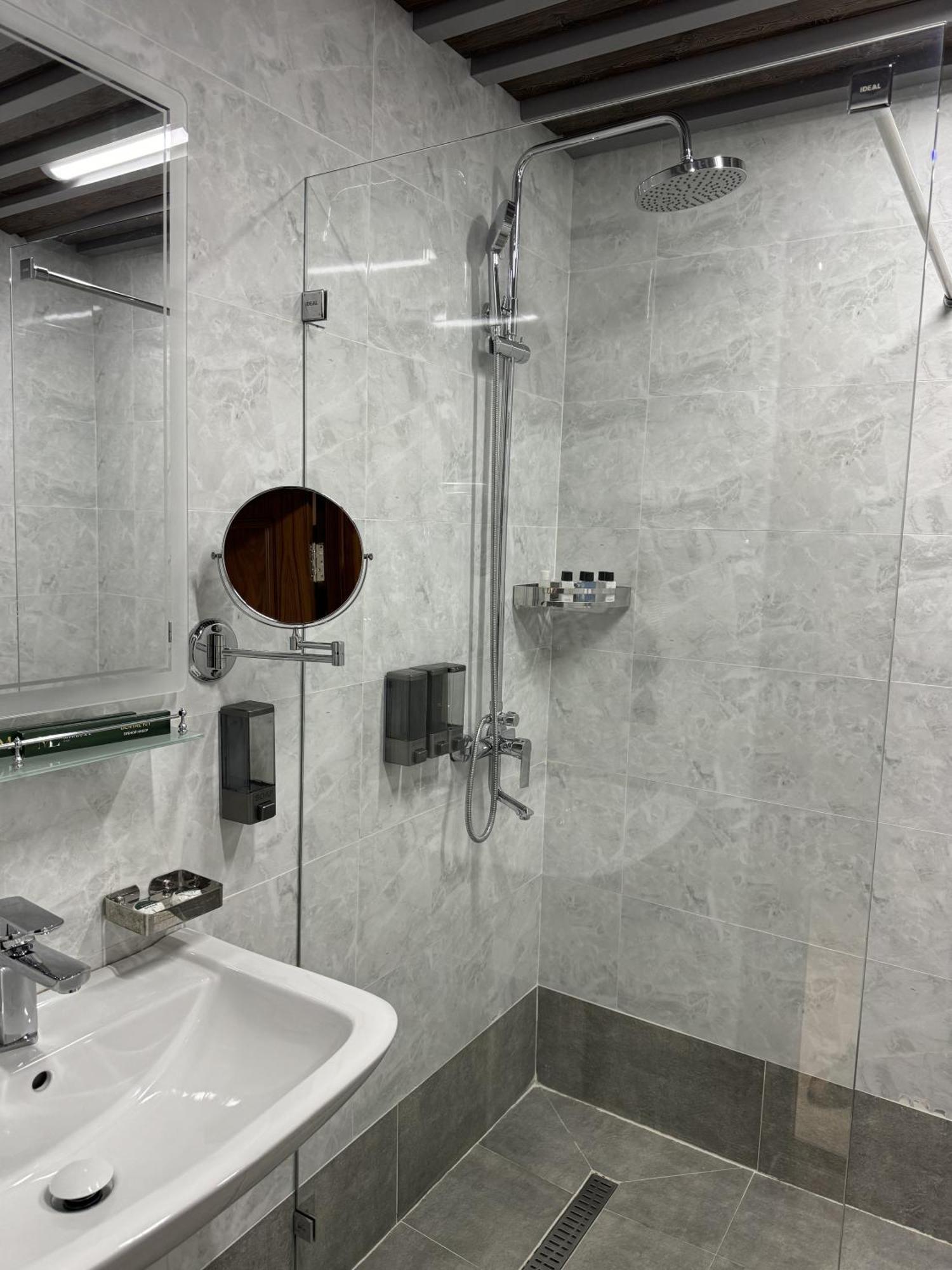מלון טשקנט Mir Luxe Plaza מראה חיצוני תמונה